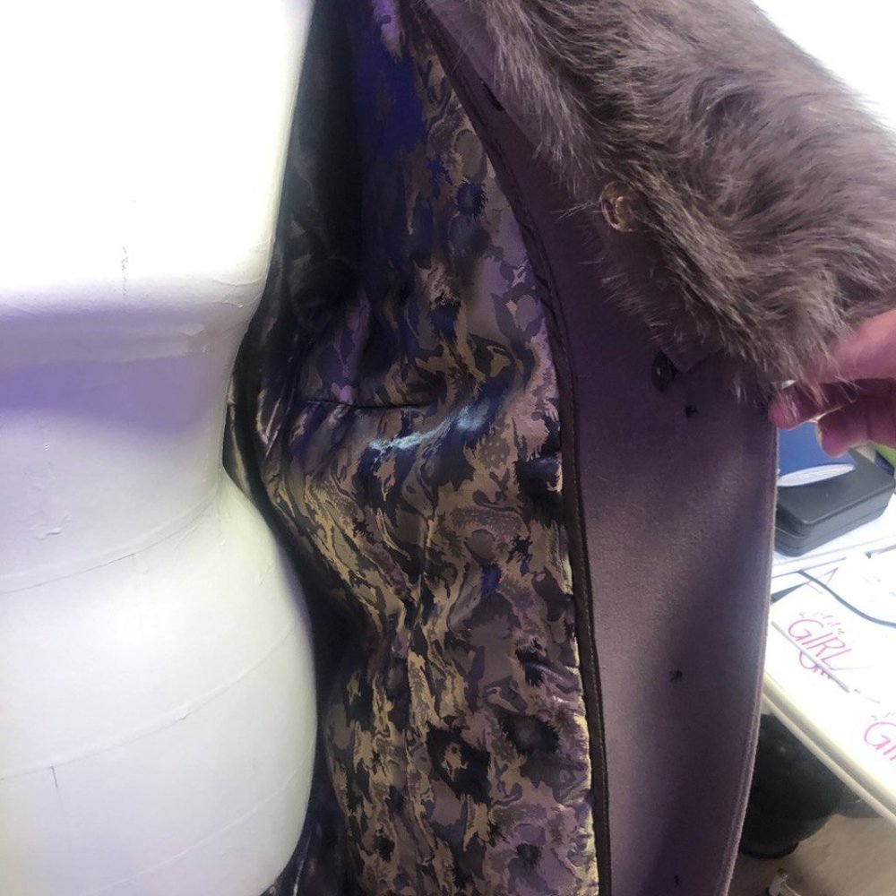 HUGE SALE!!!! NEW 100%wool winter coat with REAL  silver fox FUR size 12 - Picture 9 of 11